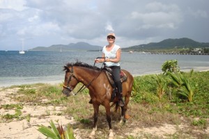 Kathy riding Rescate small